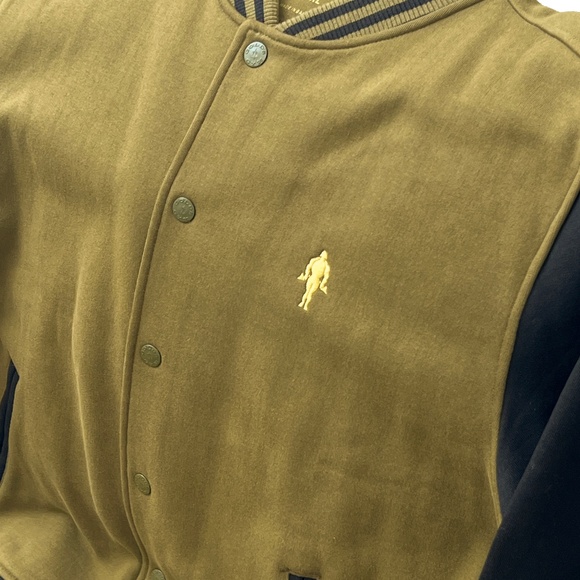 Gold's Gym Winter Jacket - Picture 3 of 10